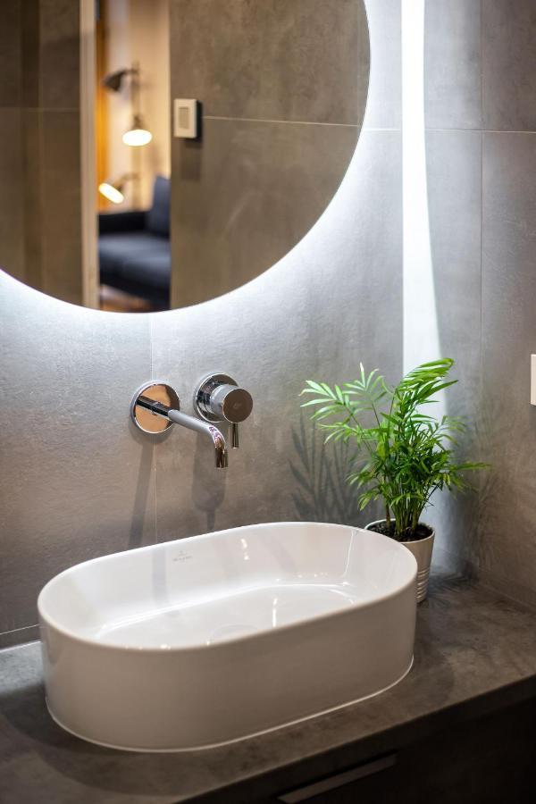 City Center Sanctuary Modern Business-Class Studio With Free Parking In The Heart Of Wilna Exterior foto